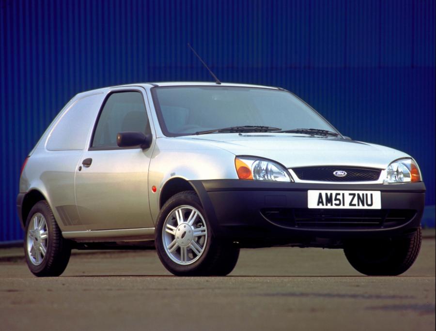  Ford Fiesta 2000 года  (фото 5 из 40)